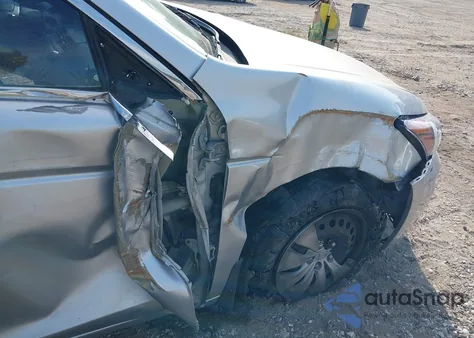 2012 Honda Accord 2.4 Lx z USA, uszkodzony, nr VIN 1HGCP2F38CA126452